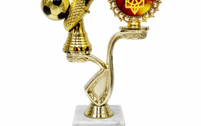 Ексклюзивні новинки від Dnipro Trophy: кубки та статуетки, які вражають з першого погляду